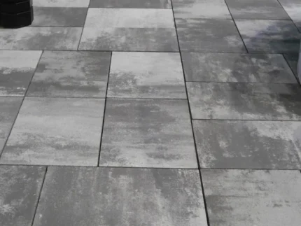 Моноліт грейс