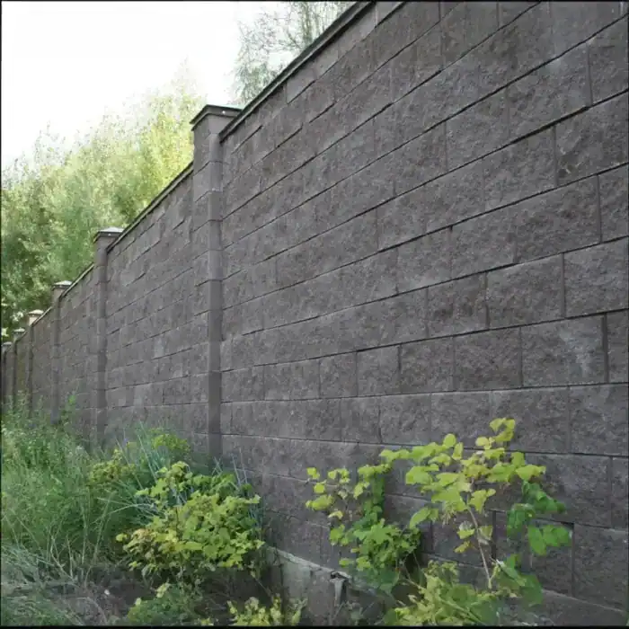 Блок для паркану