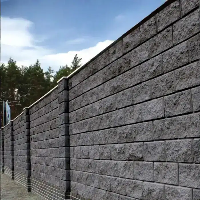 Блок для паркану