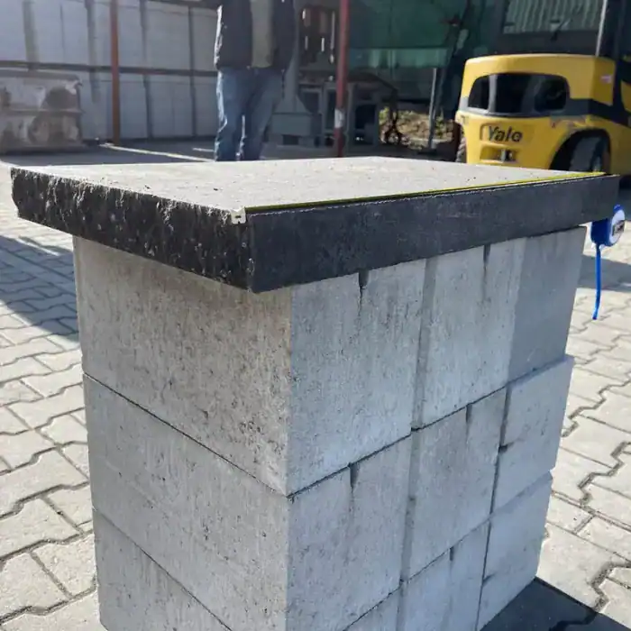 Кришка Плита декоративна 450x700 (дві колоті сторони)